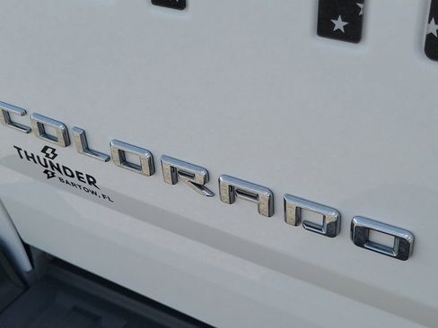 Used 2022 Chevrolet Colorado W/T w/ Custom Special Edition RWD image 8