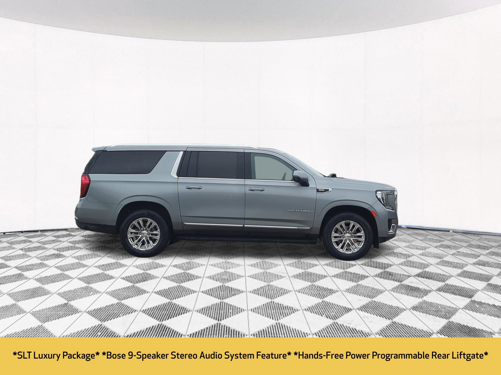 Used 2023 GMC Yukon XL SLT w/ SLT Premium Package AWD/4WD image 7