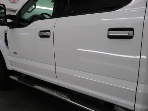 Used 2018 Ford F250 XLT AWD/4WD image 32