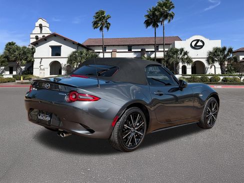 Used 2025 MAZDA MX-5 Miata Grand Touring RWD image 2