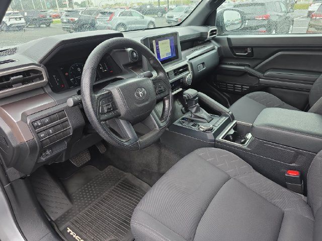Used 2024 Toyota Tacoma SR5 AWD/4WD image 18