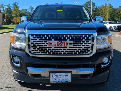 Used 2019 GMC Canyon Denali image 8