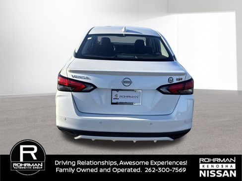 Used 2025 Nissan Versa SR w/ Trunk Package FWD image 7