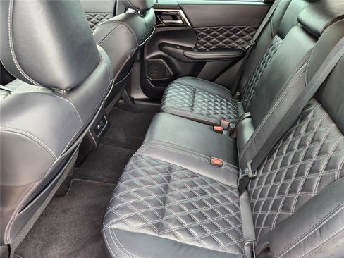 Used 2022 Mitsubishi Outlander SEL FWD image 26