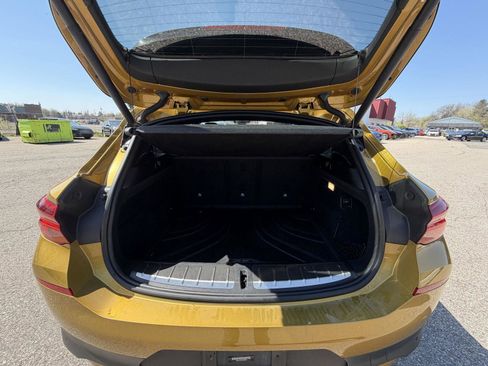 Used 2020 BMW X2 xDrive28i w/ Convenience Package AWD/4WD image 24