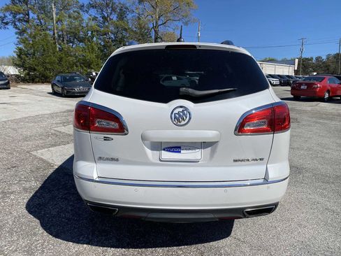 Used 2017 Buick Enclave Leather image 6