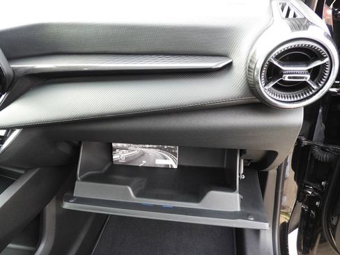 Used 2026 Chevrolet Equinox LT w/ LPO, Floor Liner Package AWD/4WD image 36