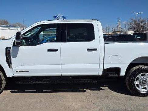 Certified 2025 Ford F250 XLT w/ FX4 Off-Road Package AWD/4WD image 2