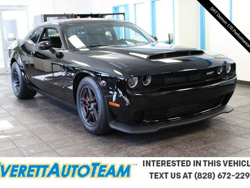 Used 2023 Dodge Challenger SRT Hellcat Redeye image 1