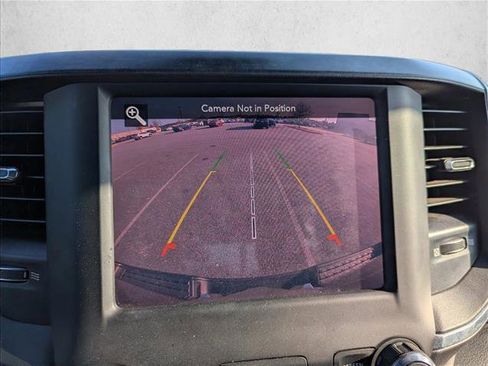 Used 2019 RAM 1500 Big Horn image 17