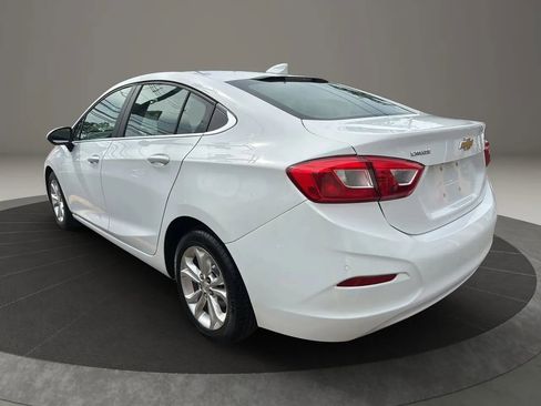 Used 2019 Chevrolet Cruze LT w/ Convenience Package image 7