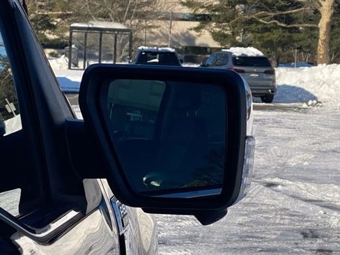 Used 2023 Ford F150 Lariat w/ Equipment Group 502A High image 15