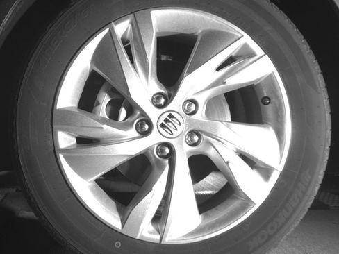 Used 2025 Buick Encore GX Preferred image 12