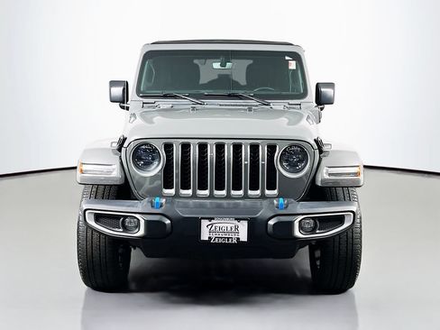 Used 2023 Jeep Wrangler Unlimited Sahara w/ Cold Weather Group AWD/4WD image 2