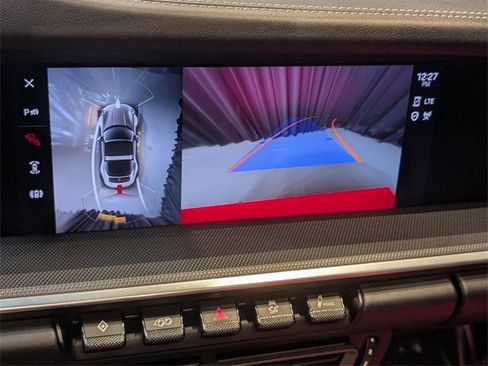 Certified 2022 Porsche 911 Targa 4S w/ Premium Package image 44