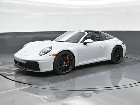 Used 2025 Porsche 911 Targa 4 GTS image 42