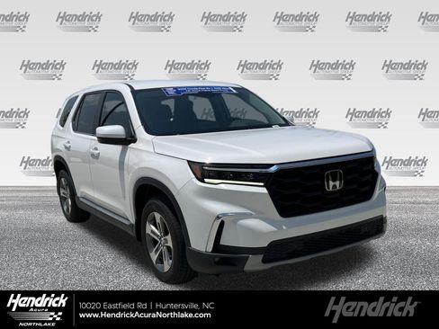 Used 2025 Honda Pilot EX-L image 1