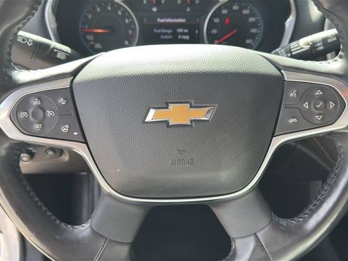 Used 2021 Chevrolet Traverse Premier FWD image 25