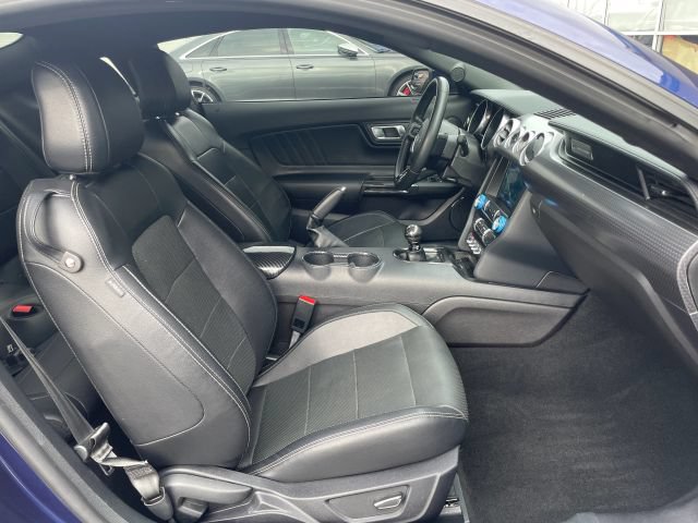 Used 2019 Ford Mustang GT Premium w/ GT Performance Package RWD image 38