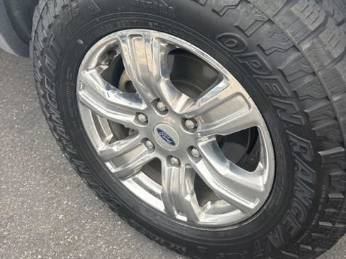 Used 2020 Ford Ranger XLT w/ Equipment Group 302A Luxury AWD/4WD image 9