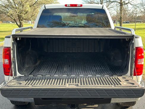 Used 2012 Chevrolet Silverado 1500 LTZ AWD/4WD image 9