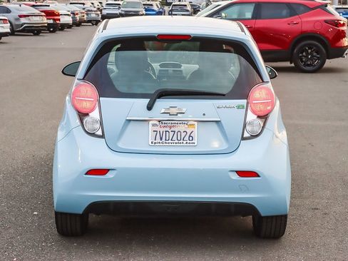 Used 2015 Chevrolet Spark LT image 3