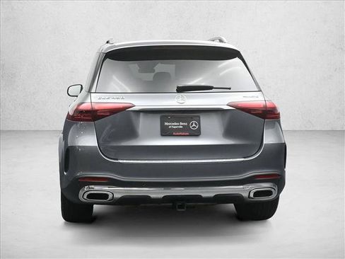 Certified 2026 Mercedes-Benz GLE 450 4MATIC image 5
