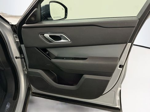 Used 2024 Land Rover Range Rover Velar S image 35