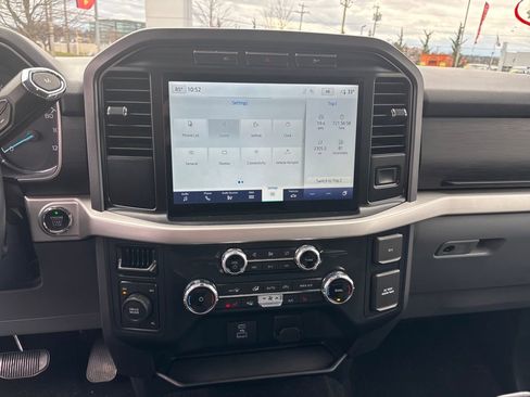 Used 2022 Ford F150 XLT w/ Equipment Group 302A High AWD/4WD image 19