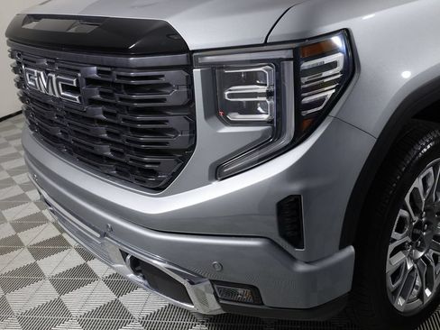 Used 2025 GMC Sierra 1500 Denali Ultimate AWD/4WD image 45