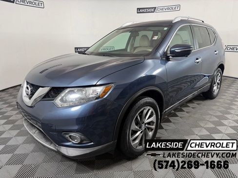 Used 2015 Nissan Rogue SL FWD image 1