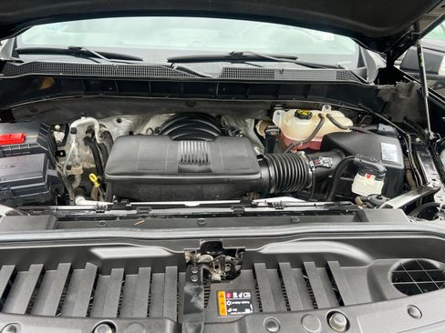 Used 2021 Chevrolet Silverado 1500 LT Trail Boss w/ Convenience Package II AWD/4WD image 18