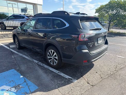 Used 2024 Subaru Outback Premium AWD/4WD image 4