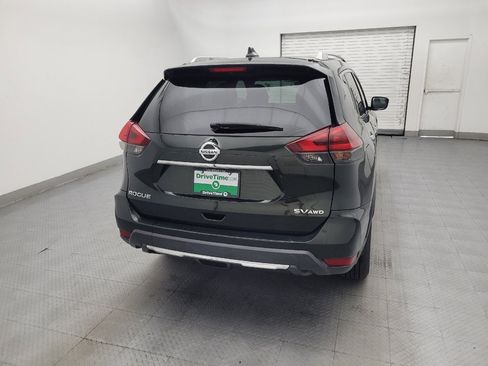 Used 2018 Nissan Rogue SV AWD/4WD image 7