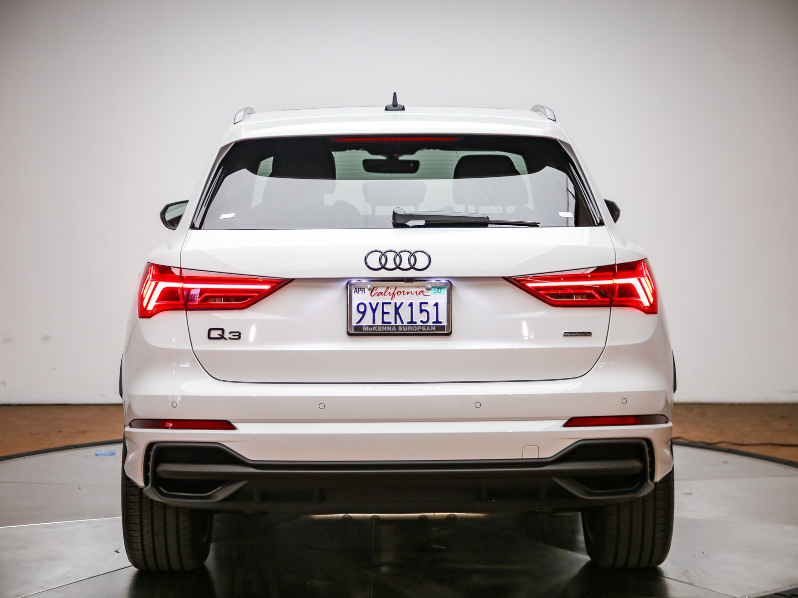 Certified 2025 Audi Q3 2.0T Premium AWD/4WD image 6