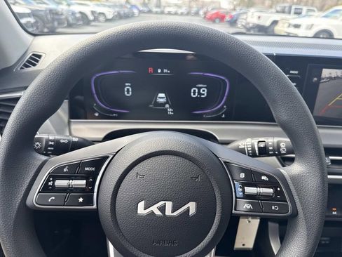 New 2026 Kia Seltos LX image 11