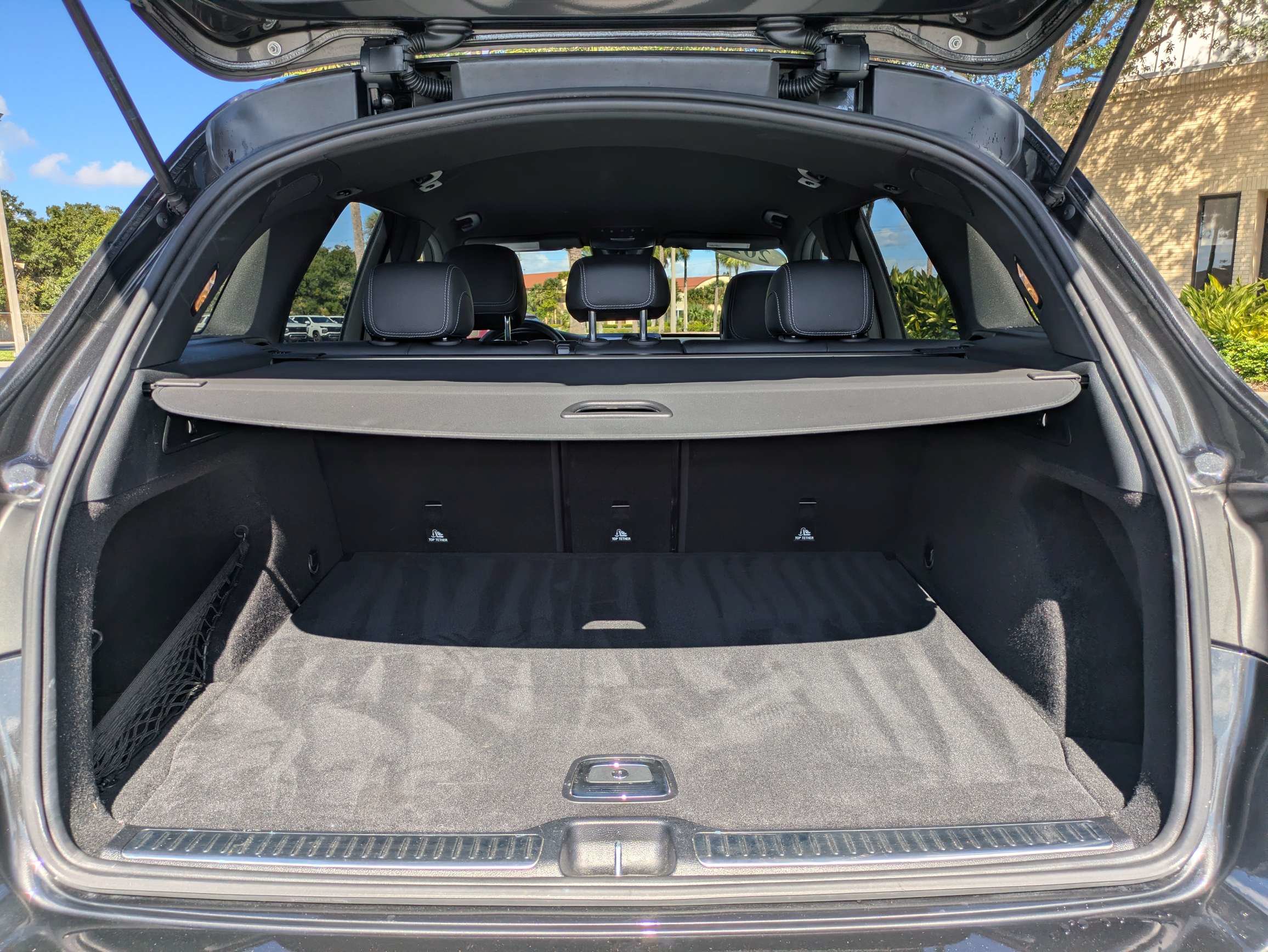 Used 2022 Mercedes-Benz GLC 300 image 9