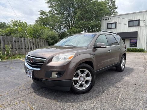 Used 2008 Saturn Outlook XR w/ Premium Trim Package FWD image 1