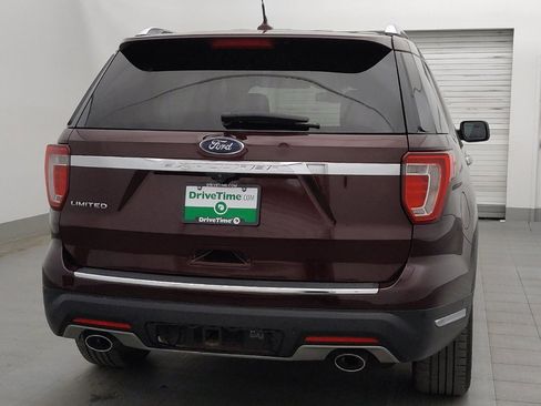 Used 2018 Ford Explorer Limited w/ Equipment Group 301A FWD image 7
