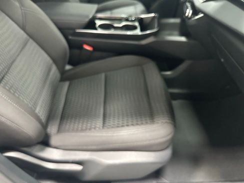 Used 2026 Chevrolet Equinox LT FWD image 53