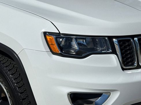 Used 2019 Jeep Grand Cherokee Limited image 10