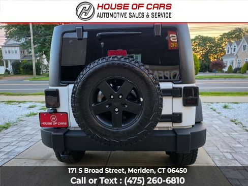 Used 2014 Jeep Wrangler Unlimited Sport w/ Quick Order Package 24S AWD/4WD image 5