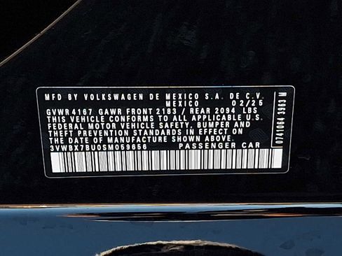 Certified 2025 Volkswagen Jetta Sport image 25