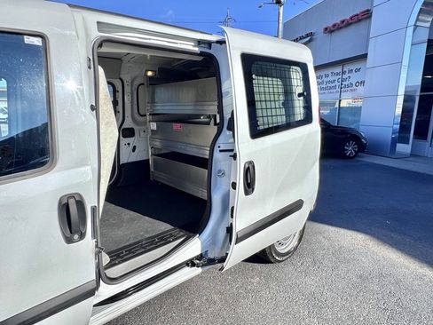 Used 2022 RAM ProMaster City Tradesman w/ Window Group 05 image 5