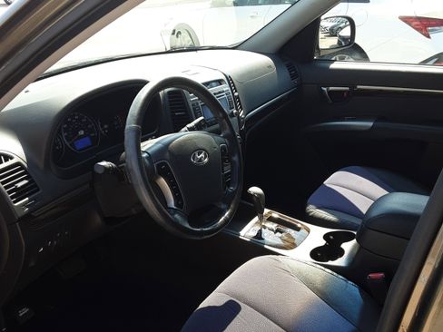 Used 2012 Hyundai Santa Fe SE image 10