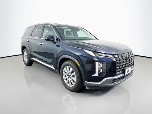 Used 2025 Hyundai Palisade SEL FWD image 3