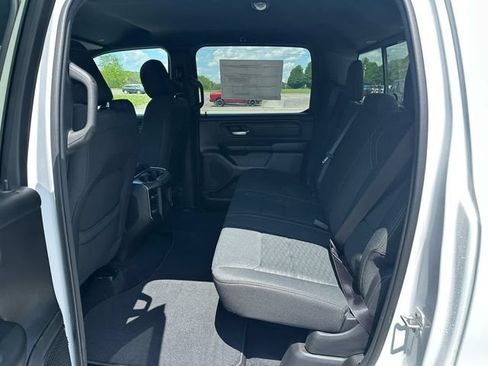 New 2026 RAM 1500 Express AWD/4WD image 10