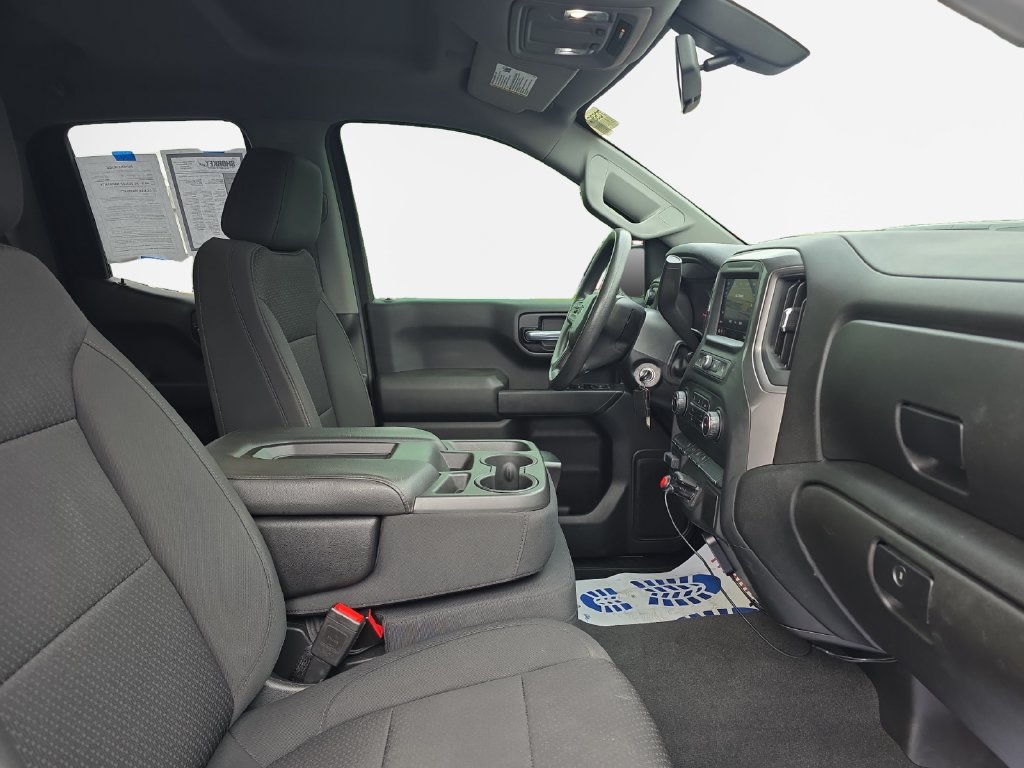 Used 2020 Chevrolet Silverado 1500 Custom Trail Boss w/ Custom Convenience Package AWD/4WD image 24