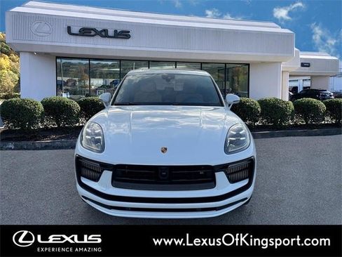 Used 2024 Porsche Macan S image 8