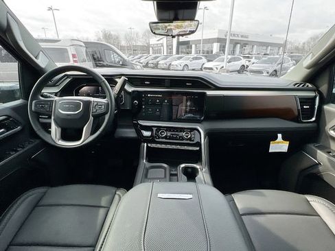 Used 2026 GMC Sierra 2500 Denali w/ Denali Reserve Package image 25